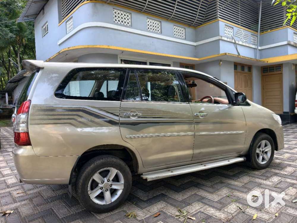 Toyota Innova 2.5 G (diesel) 8 Seater Bs Iv, 2008, Diesel