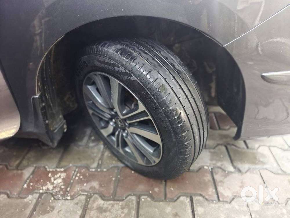 Honda City 1.5 V 4th Gen I-vtec Mt, 2017, Petrol