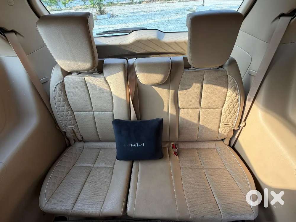 Kia Carnival Limousine 2022 Diesel Just 32000 Km Driven