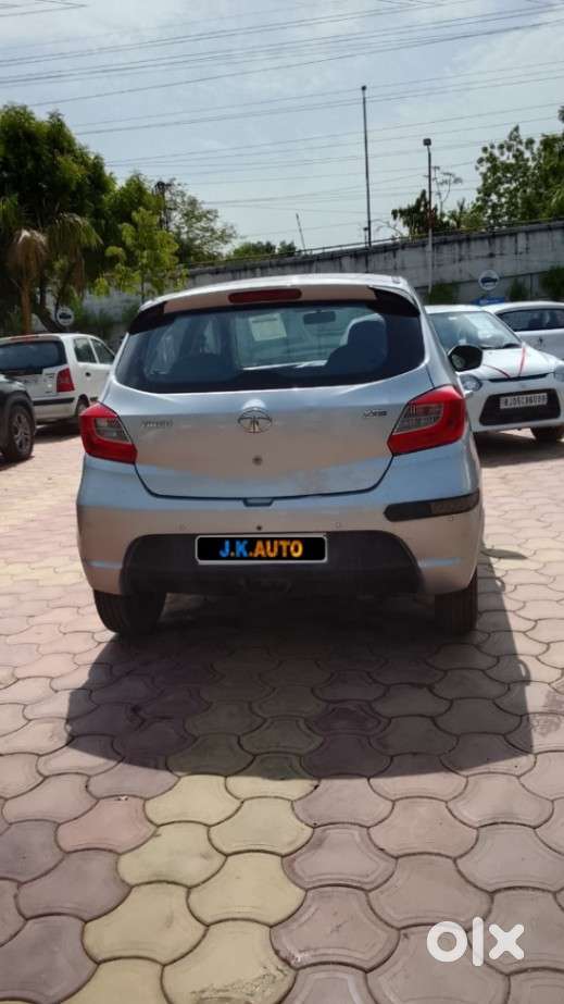 Tata Tiago 1.2 Revotron Xta, 2018, Petrol