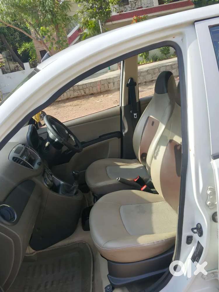 Hyundai I10 2013 Petrol 80000 Km Driven