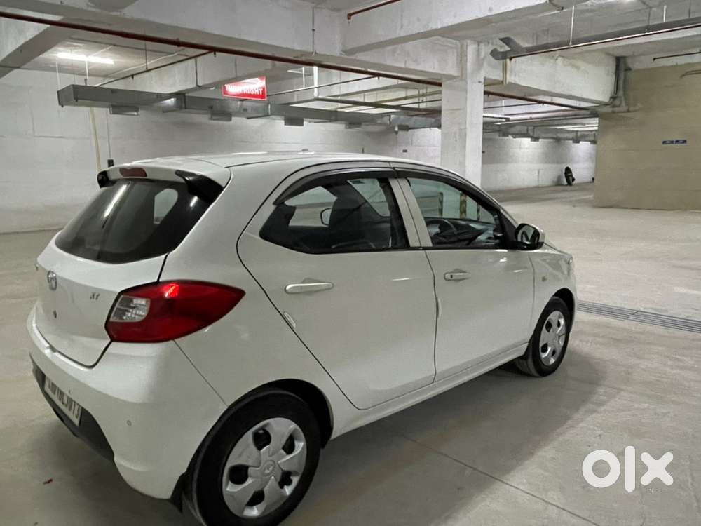 Tata Tiago Petrol 2017