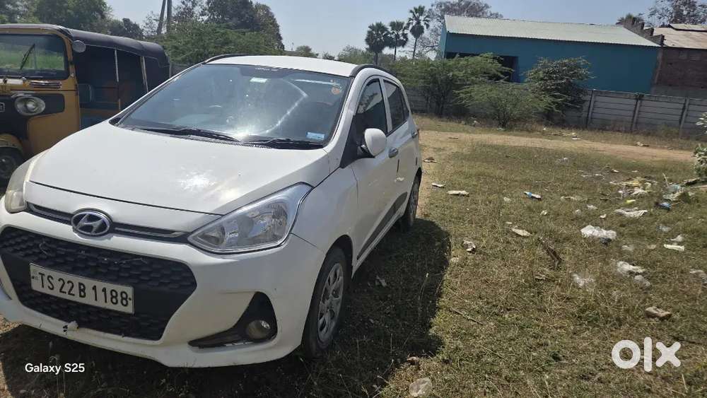 Hyundai Grand I10 2017 Petrol Well Maintained