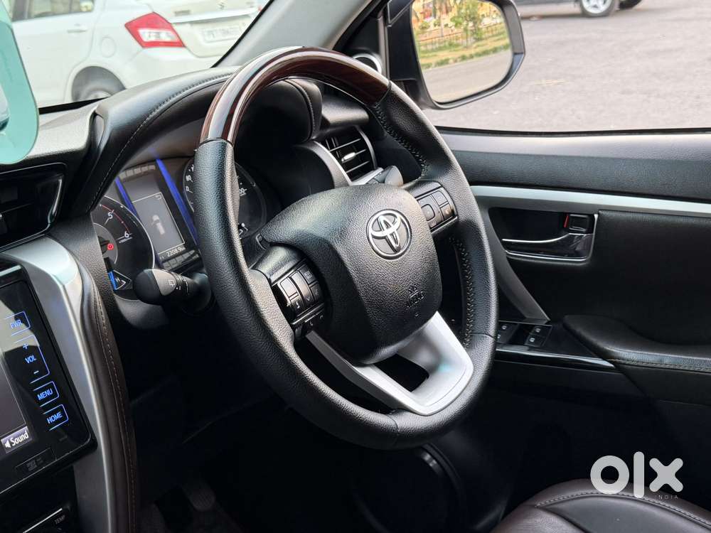 Toyota Fortuner 4x2 Mt 2.8 Diesel, 2021, Diesel