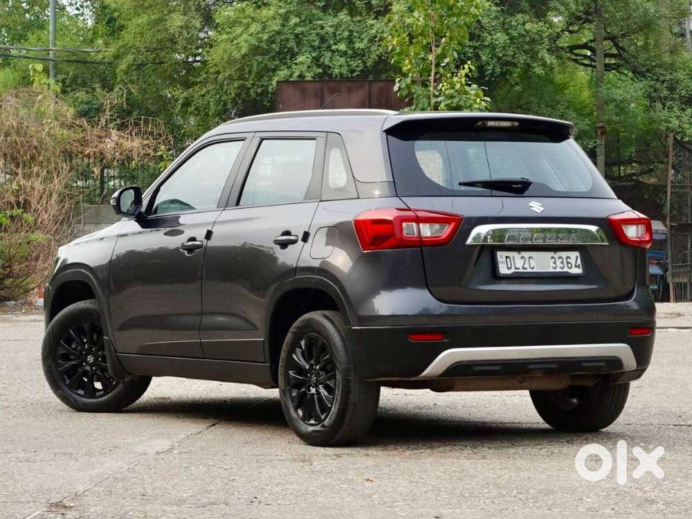 Maruti Suzuki Brezza 1.5 Zxi Smart Hybrid, 2022, Petrol