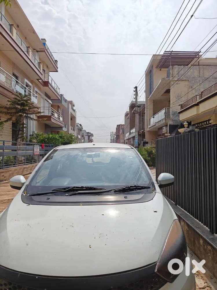 Tata Tiago With Alloys