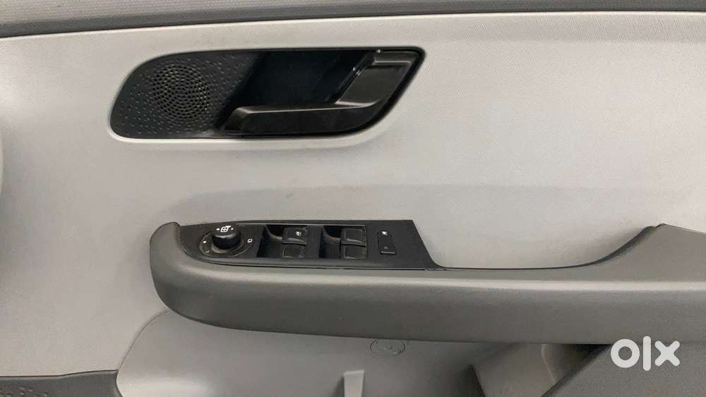 Tata Altroz 1.2 Xm, 2020, Petrol