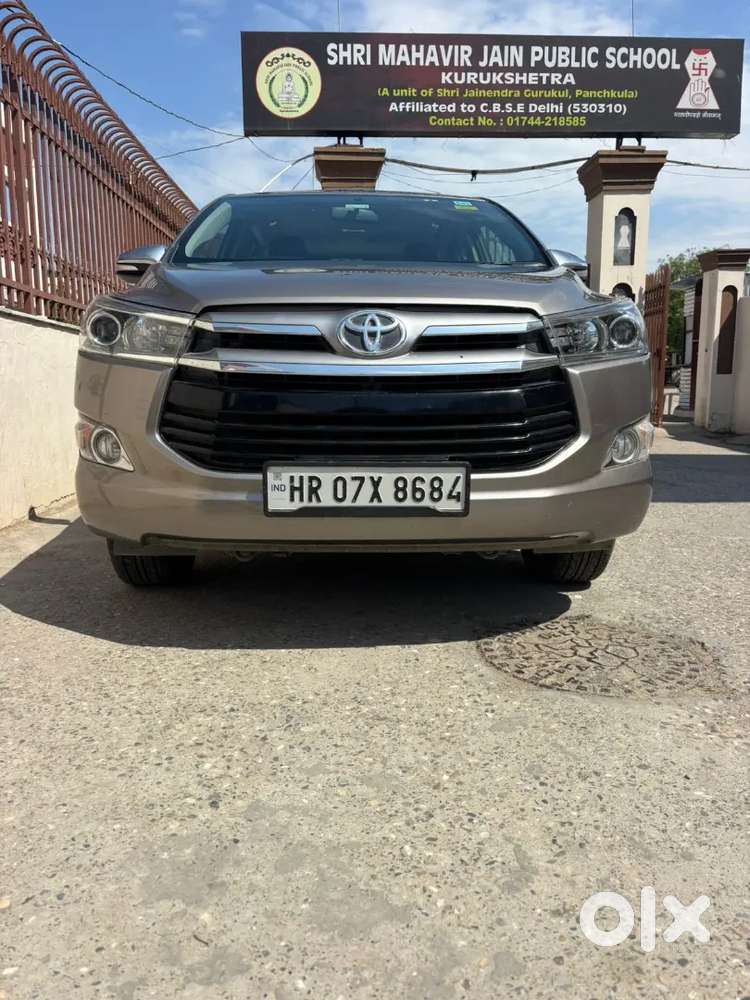 Toyota Innova Crysta 2016