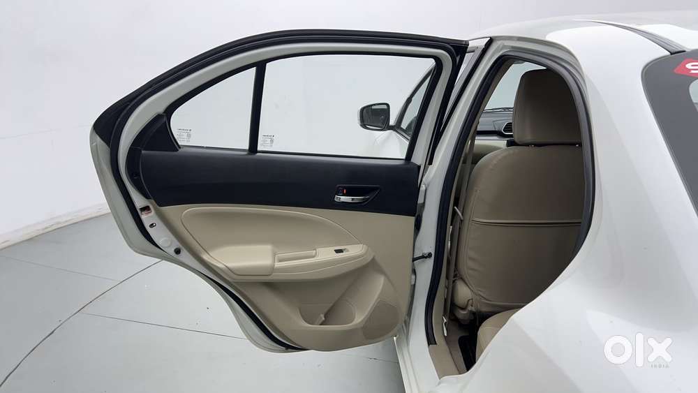 Maruti Suzuki Dzire 1.2 Vxi, 2023, Petrol
