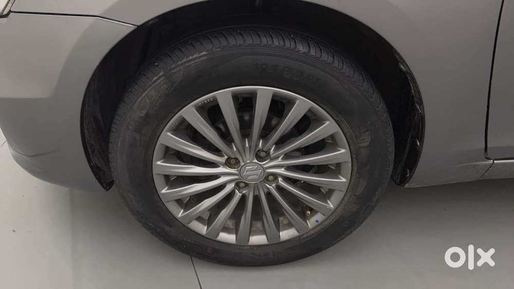 Maruti Suzuki Ciaz 2014-2017 At Zxi, 2016, Petrol