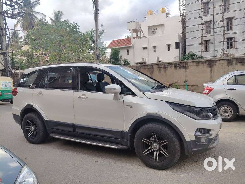 Tata Hexa 2.2 Xta 4x2 7 Str Dual Tone, 2017, Diesel