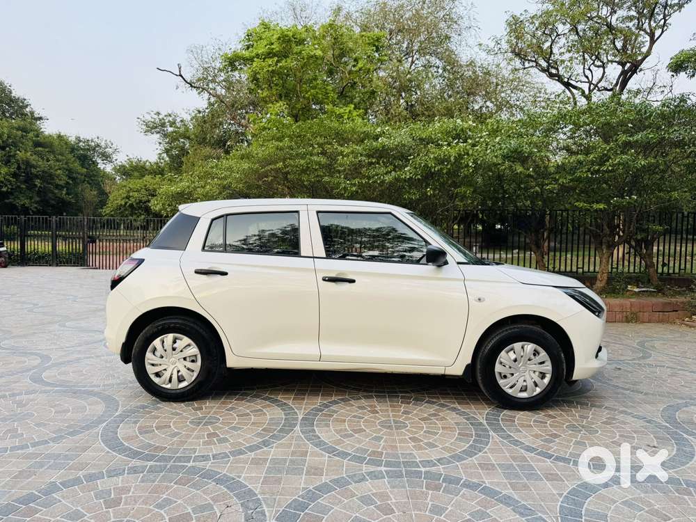 Maruti Suzuki Swift 1.2 Lxi (o), 2025, Petrol