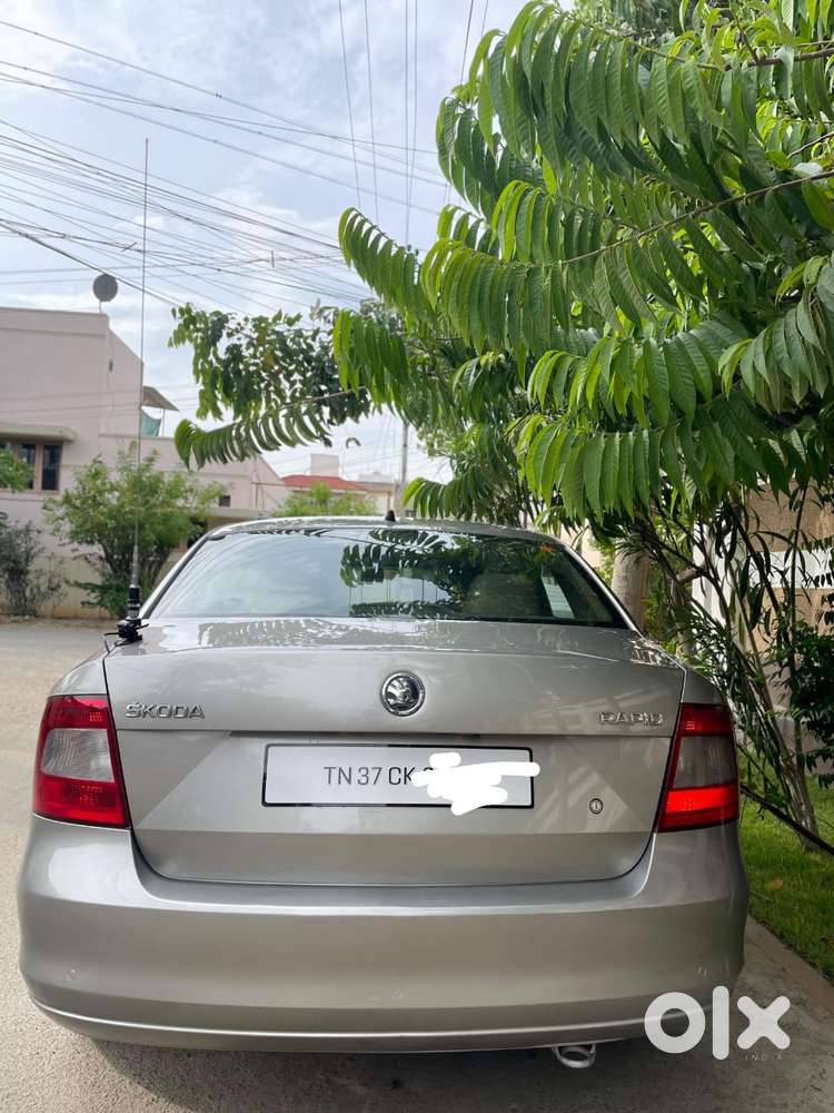 Skoda Rapid 1.5 Tdi Ambition Plus, 2015, Diesel