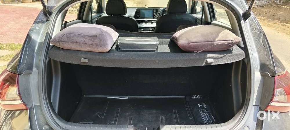 Hyundai I20 Sportz 1.2 Ivt, 2024, Petrol