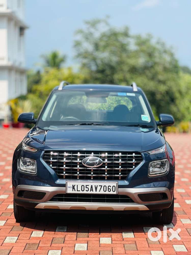 Hyundai Venue 1.2 S Plus, 2020, Petrol