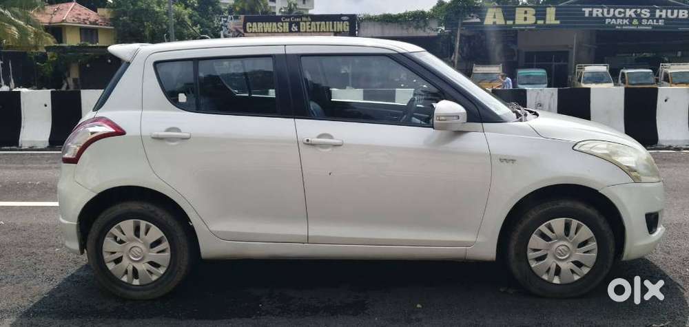 Maruti Suzuki Swift Vxi, 2013, Petrol