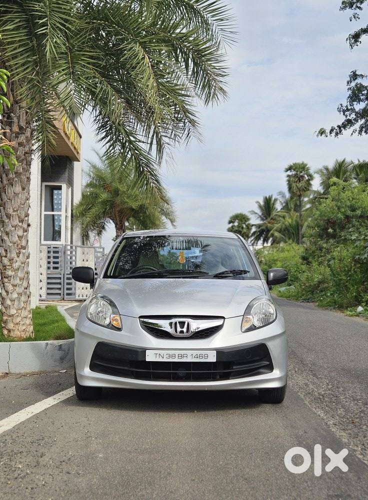 Honda Brio E Mt, 2012, Petrol