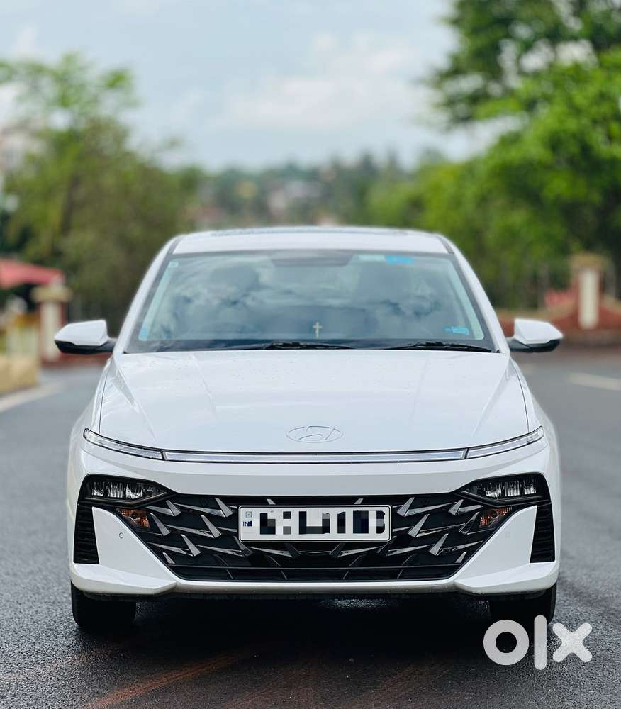 Hyundai Verna 1.5 Sx Petrol Mt, 2023, Petrol