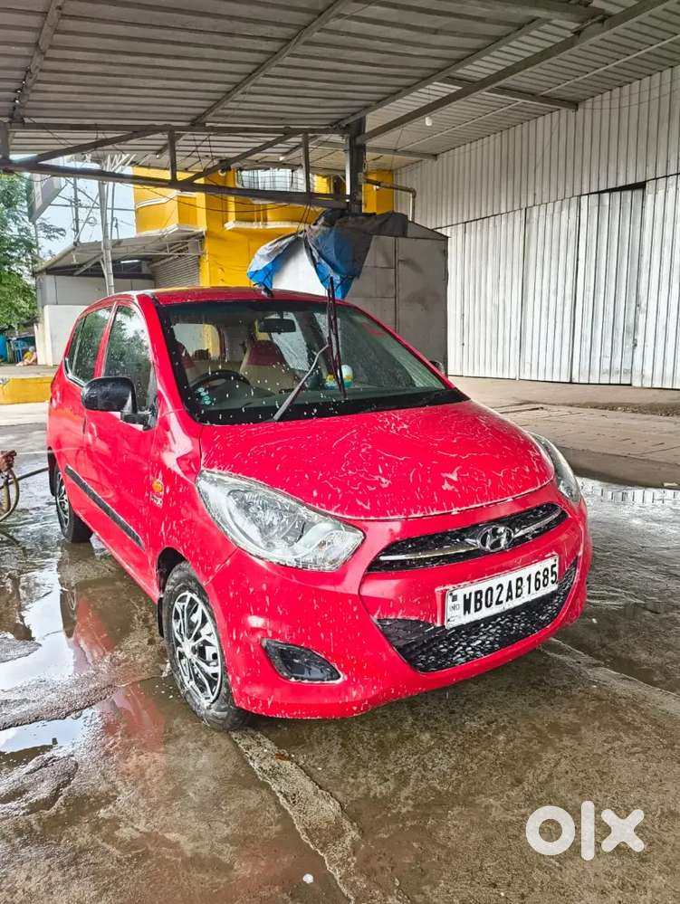 Hyundai I10 2012 Petrol  69,900 Km Driven  Well Maintained