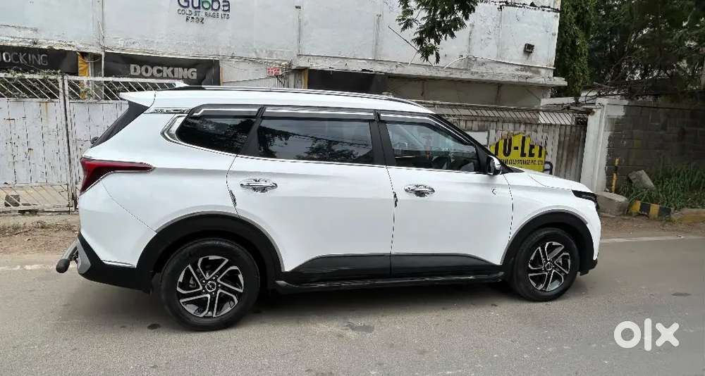 Kia Carens 1.5 Petrol  Single Owner  29,500 Km Driven