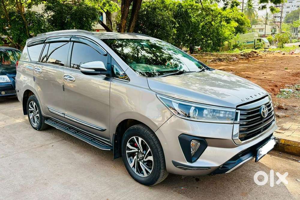 Toyota Innova Crysta 2016 Diesel Well Maintained