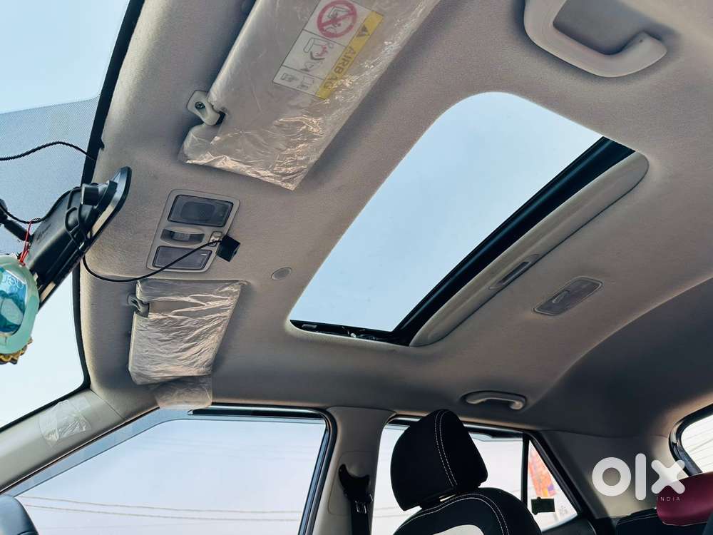 Hyundai Venue Sx (o) Mt 1.5 Diesel, 2022, Diesel