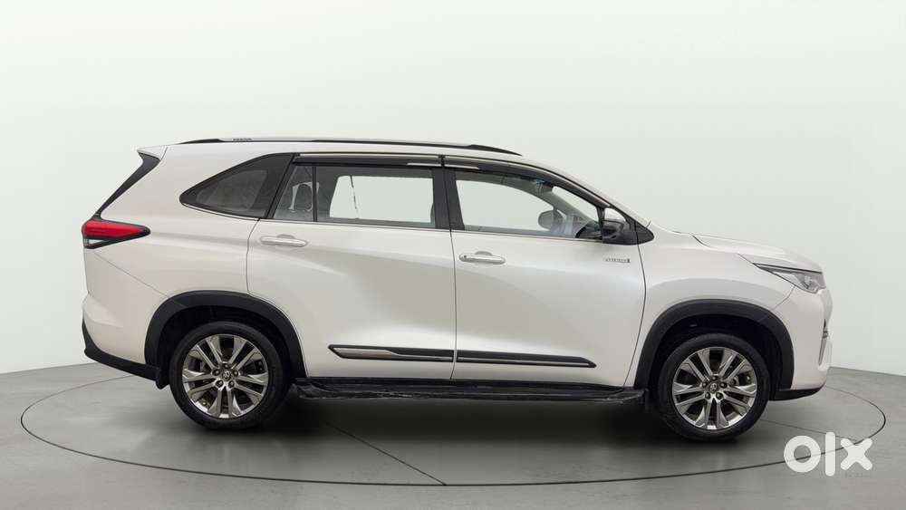 Toyota Innova Hycross 2.0 Zx Hybrid 7 Str, 2024, Petrol