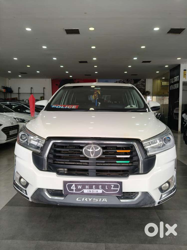 Toyota Innova Crysta 2.4 V, 2023, Diesel