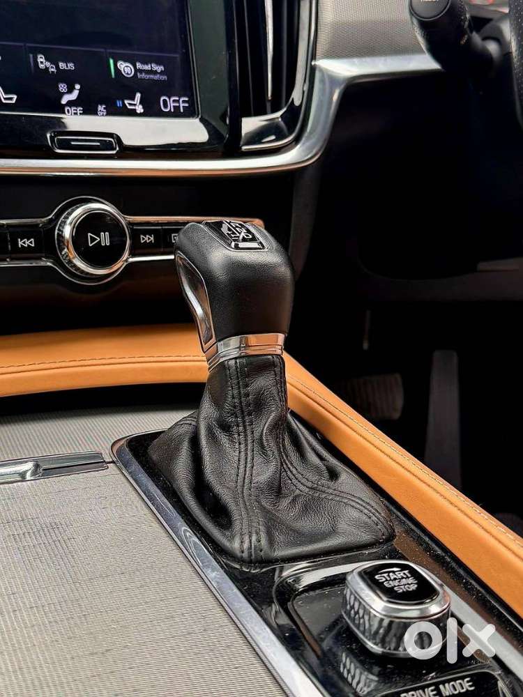 Volvo V90 Cross Country D5 Inscription, 2018, Diesel