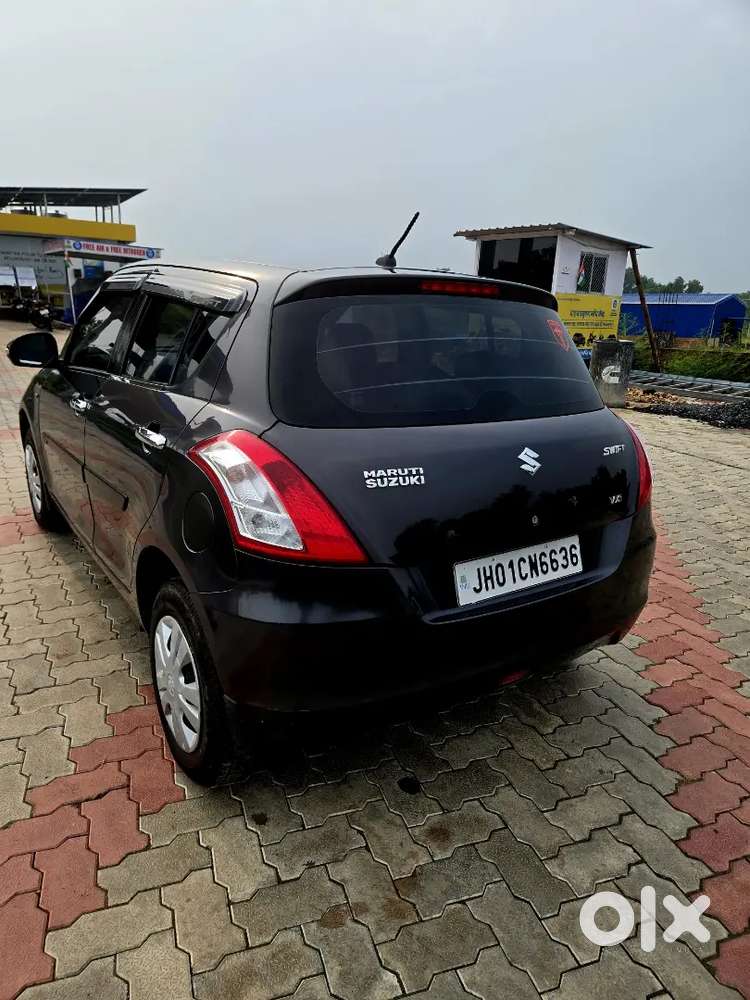 Maruti Suzuki Swift 2017 Vxi 4200 Km 1st Owner