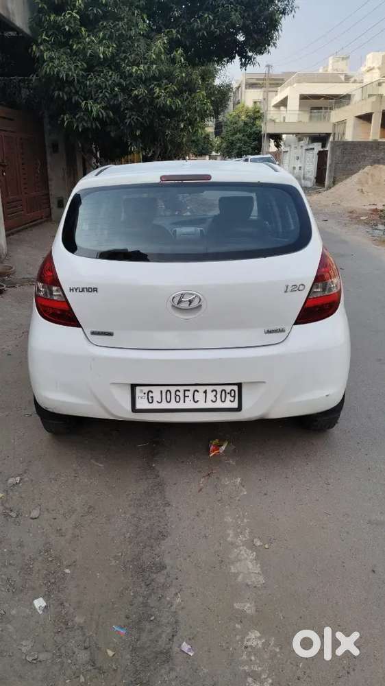 Hyundai I20 Sportz 2012 Diesel Owner-2