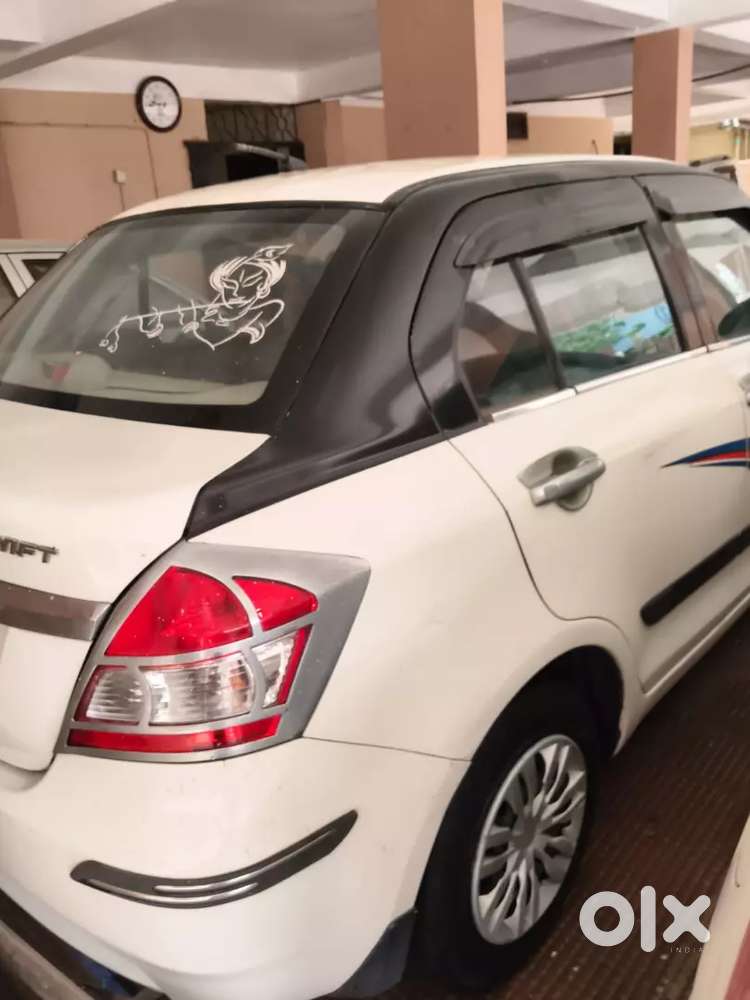 Petrol Plus Uppar Se Cng Laga Hua Hai 
2015 Model Hai