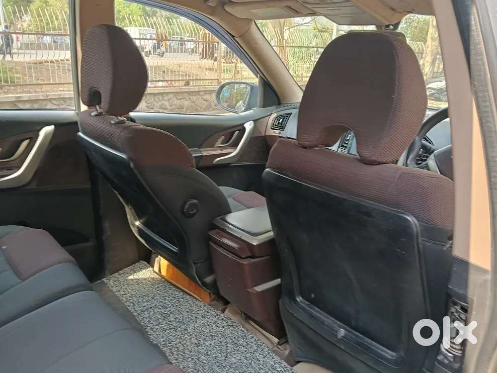 Mahindra Xuv500 2014 Diesel 143000 Km Driven