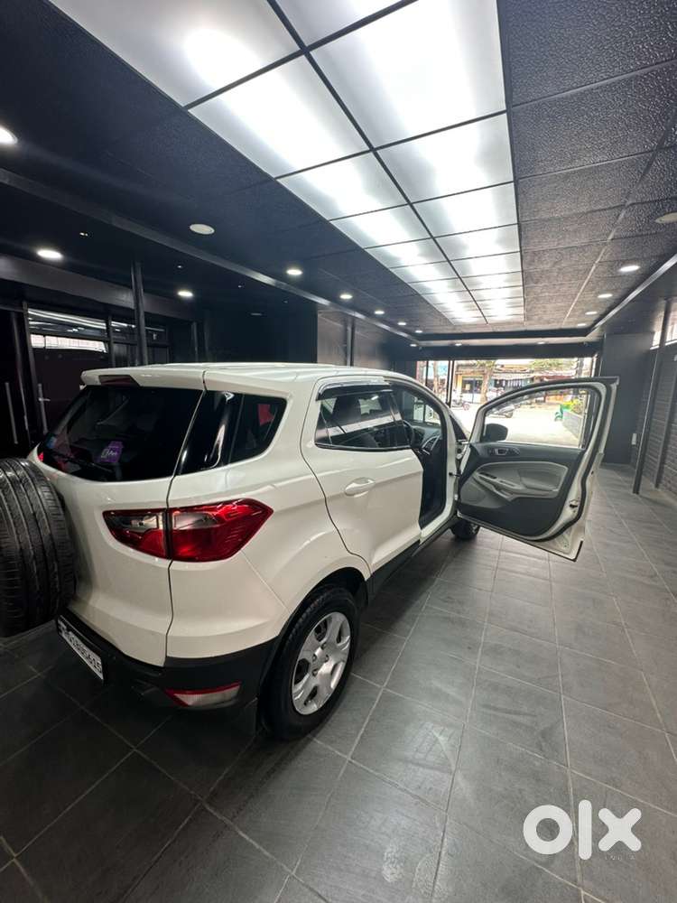 Ford Ecosport Petrol 2014