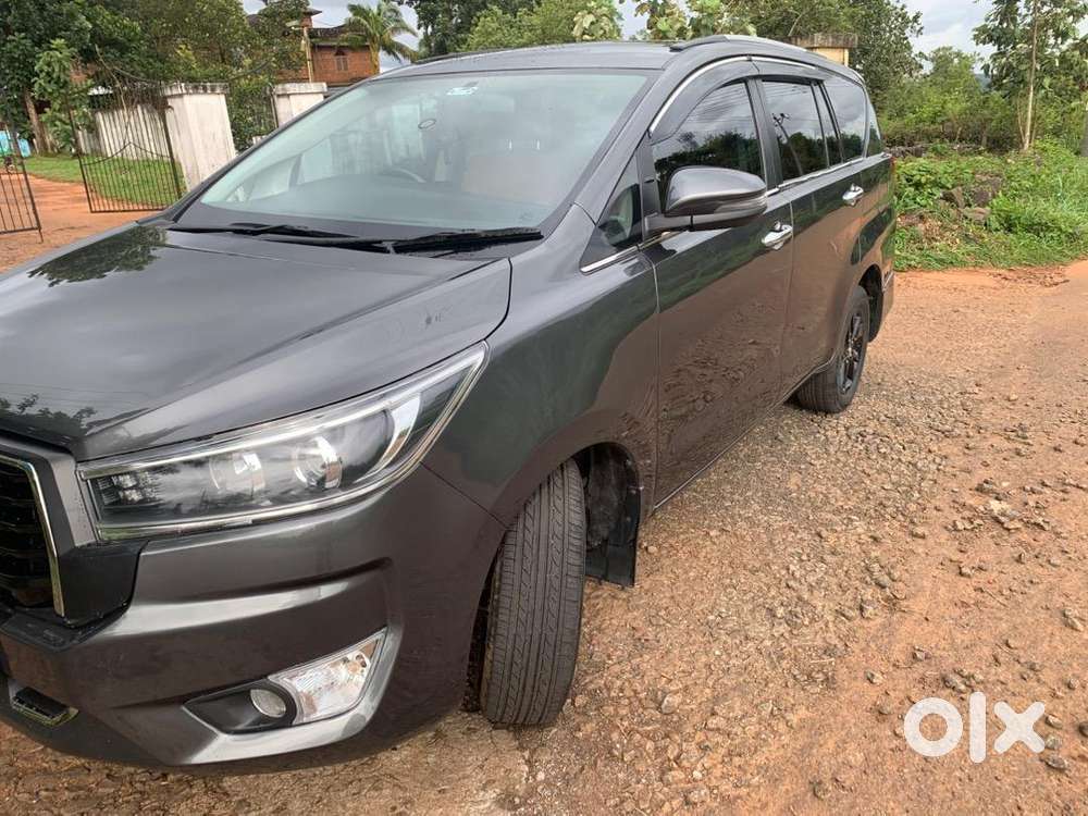 Toyota Innova Crysta 2018 Diesel Well Maintained