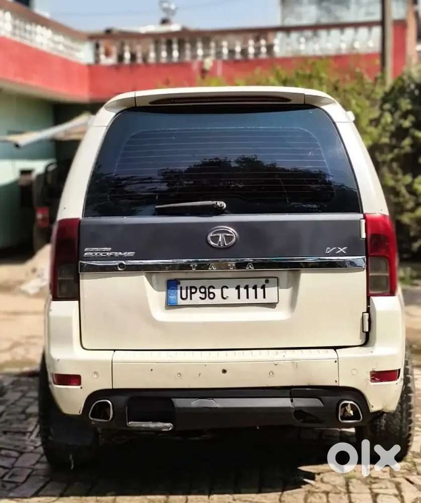 Tata Safari Storme 2013 Diesel 4000 Km Driven