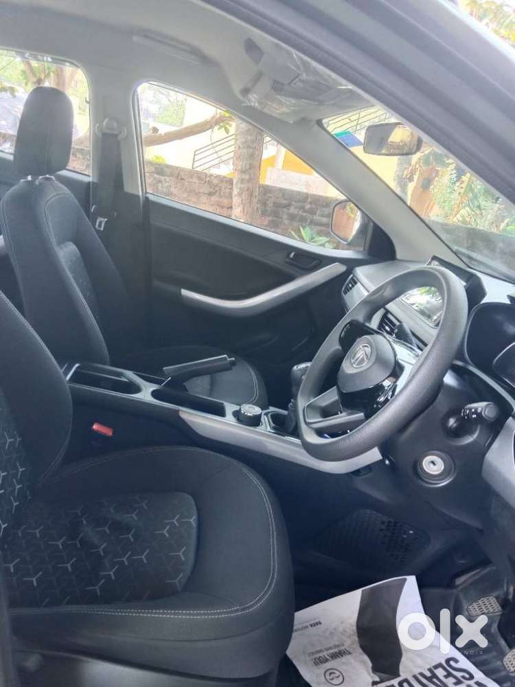 Tata Nexon 1.2 Revotron Xm (s), 2020, Petrol