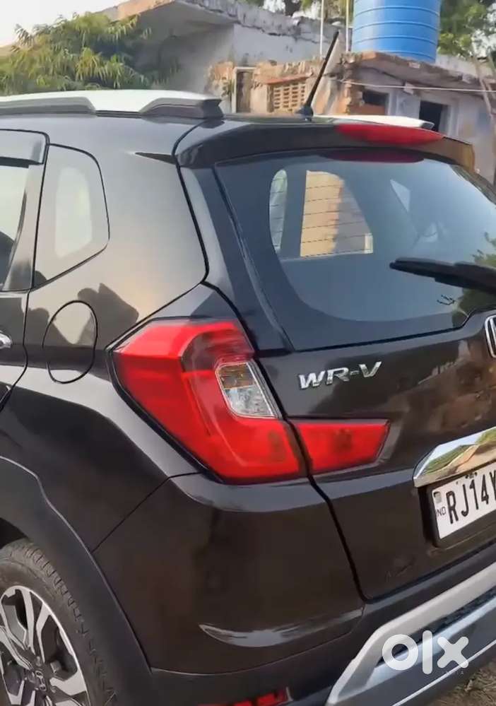 Honda Wrv Good Condition Accessories Worth 50000