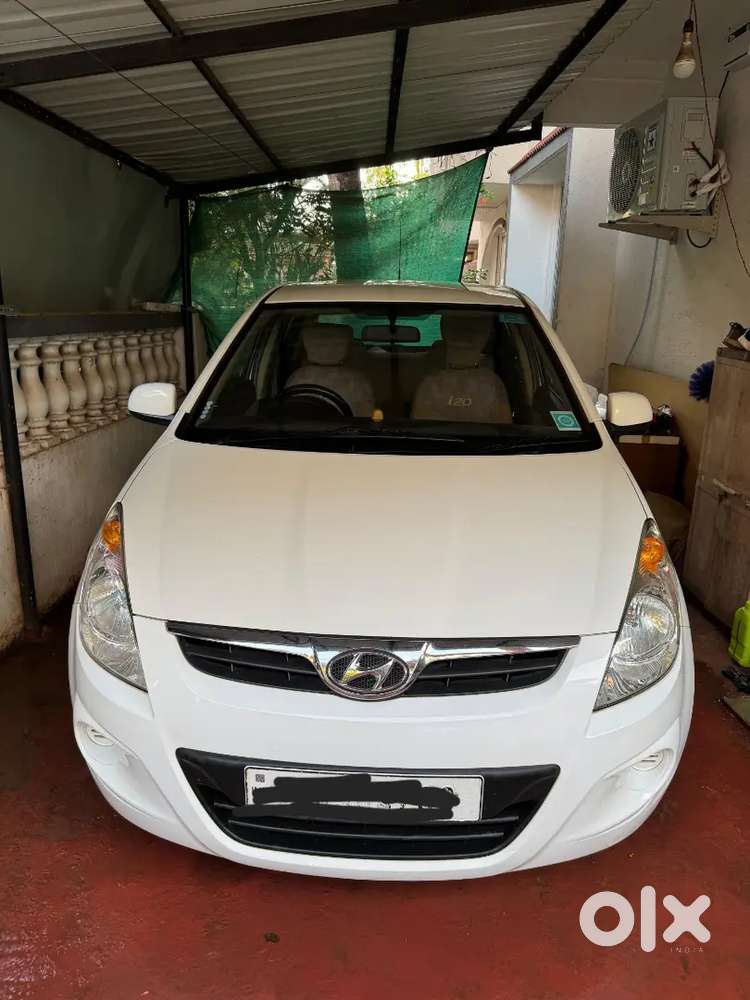 Hyundai I20 2011 Petrol Good Condition Family Car