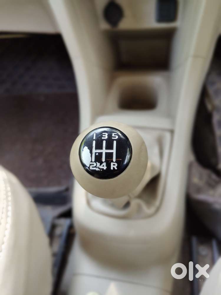 Maruti Suzuki Swift Dzire Vdi Bsiv, 2016, Diesel