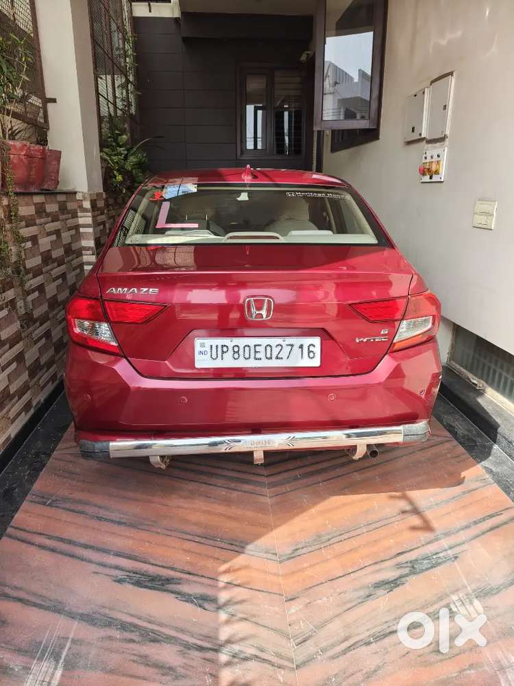 Honda Amaze 2018 Petrol 35000 Km Driven Single Doctor Owner.