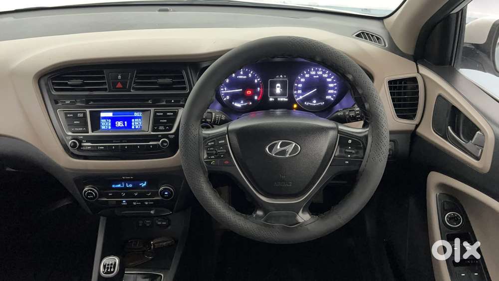 Hyundai Elite I20 Asta Option, 2015, Cng & Hybrids