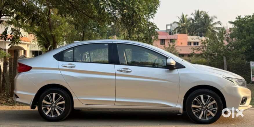 Honda City I-vtec V, 2017, Petrol