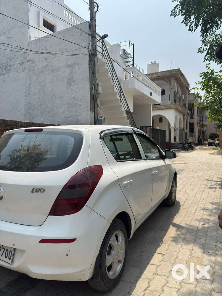 Hyundai Diesel Car 2012