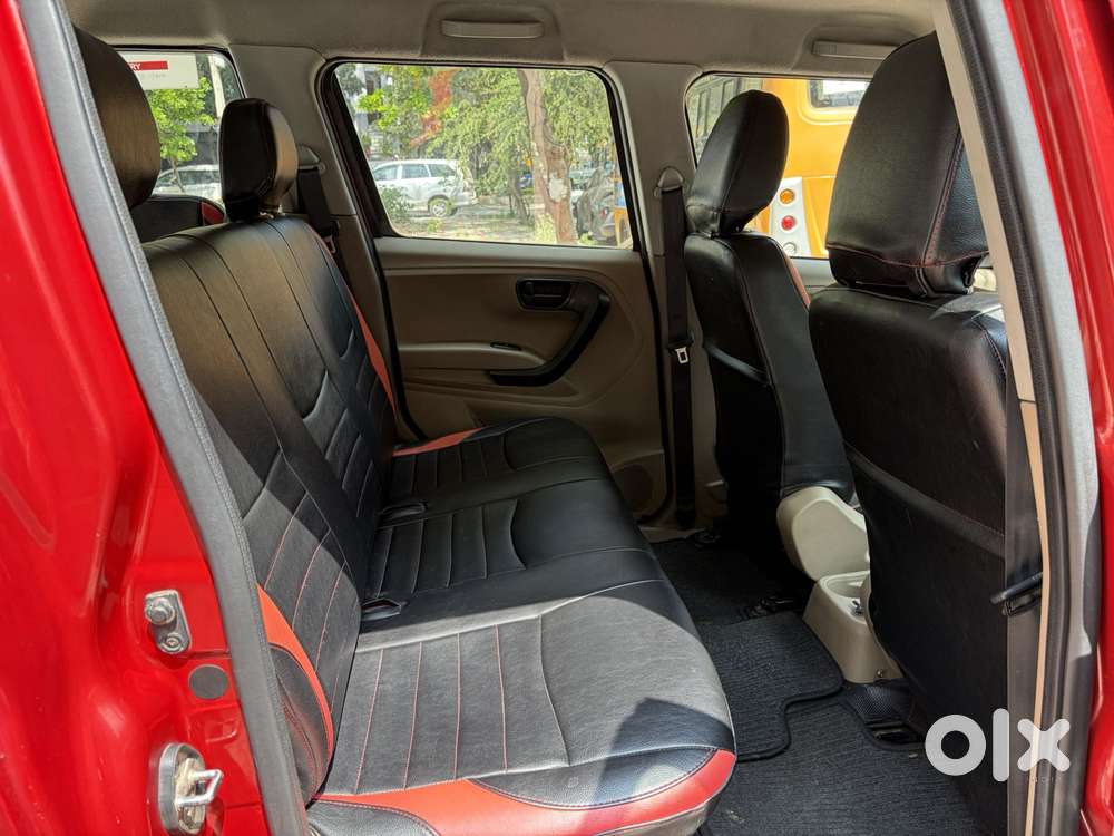 Mahindra Tuv 300 T6, 2016, Diesel