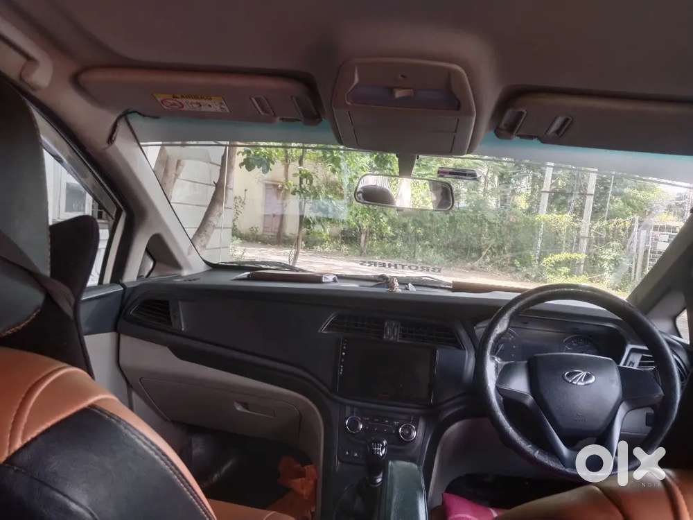Mahindra Marazzo 1.5 M2 Diesel 2022