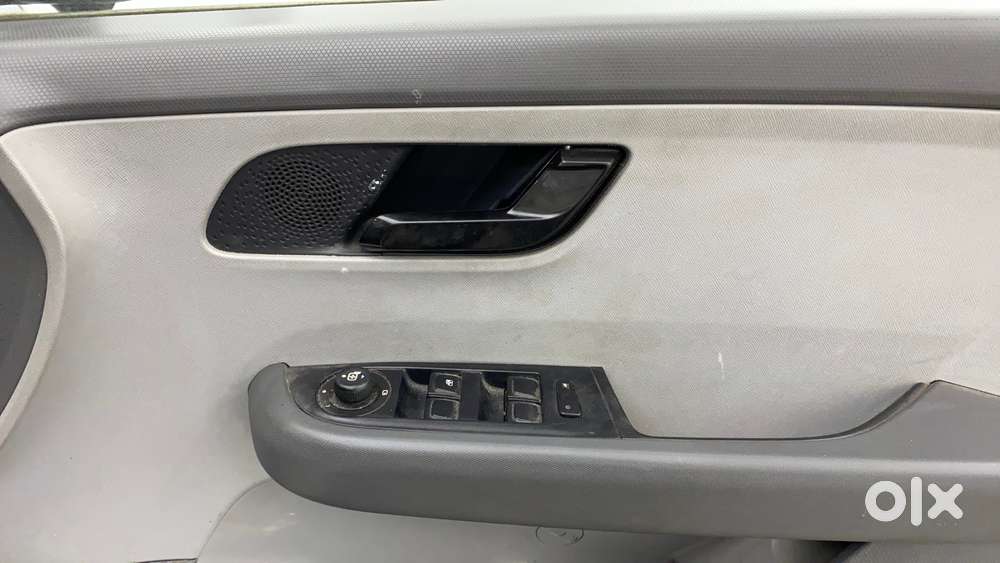 Tata Altroz 1.2 Xt, 2021, Petrol