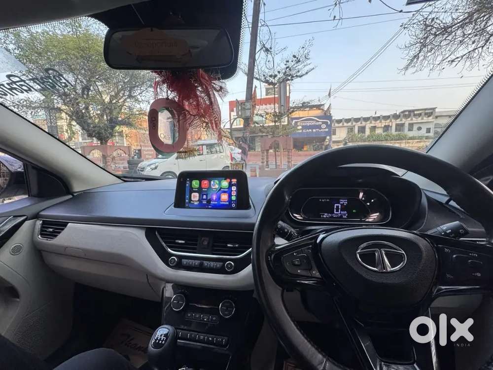 Tata Nexon Xz+ Optional (gps Model)