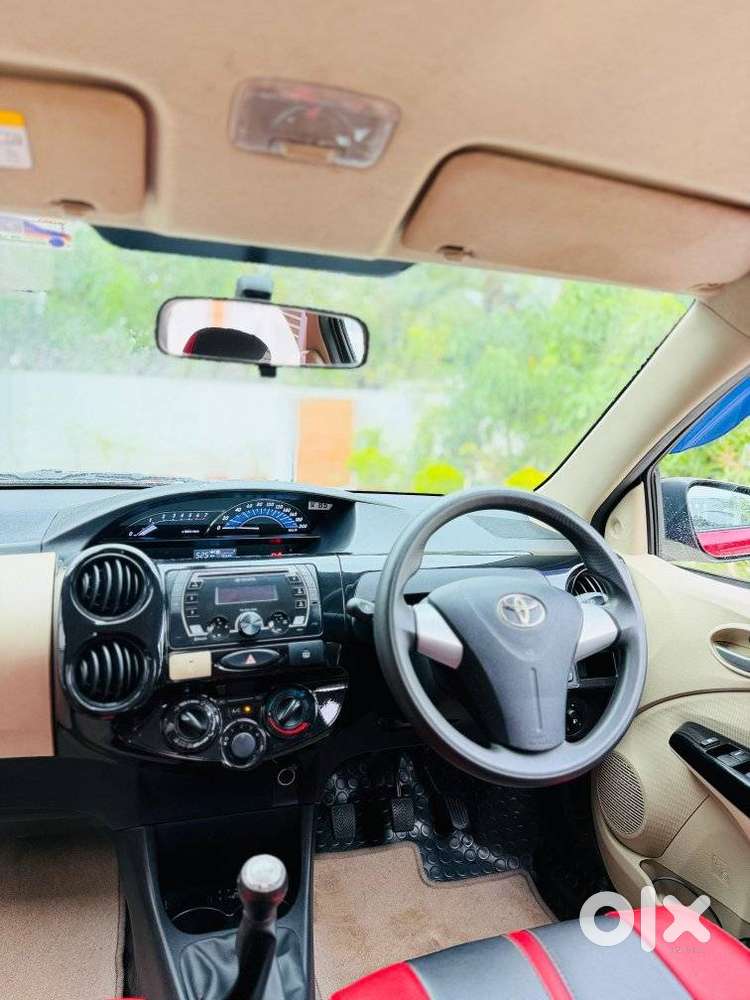 Toyota Etios V, 2019, Petrol