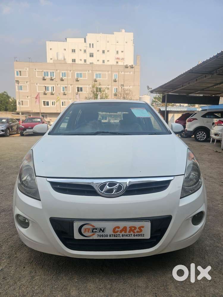 Hyundai I20 2009-2011 Asta, 2010, Petrol